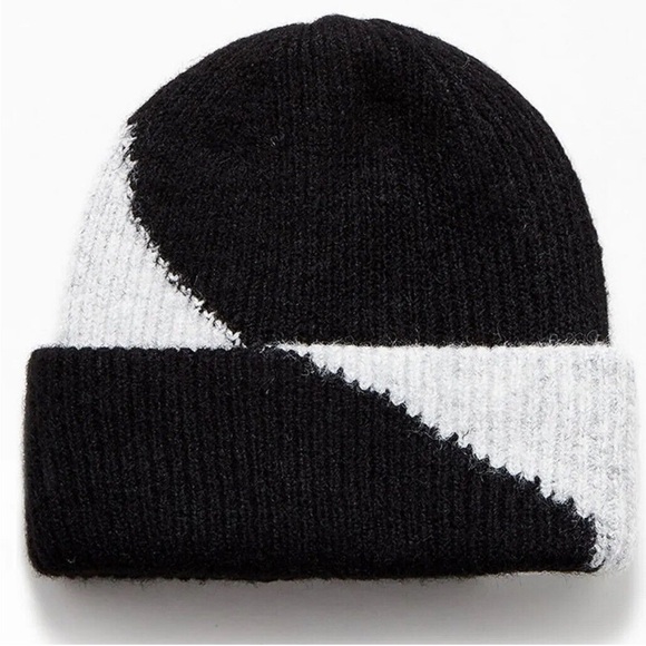 Plushy Fold over Beanie - Picture 1 of 4